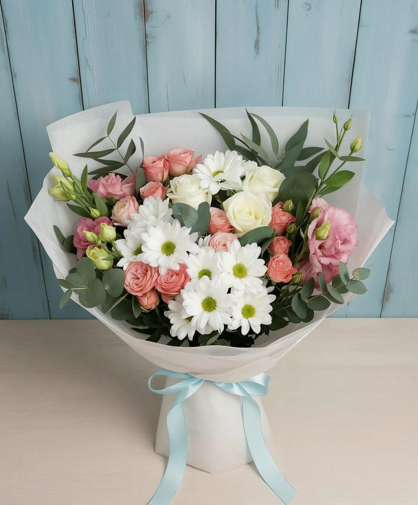 Букет цветов из: Розы, Лизиантусы и Хризантемы в Дондуковском
