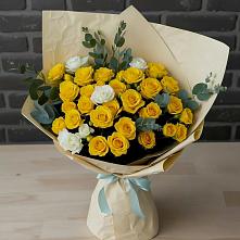 Букет цветов из:  Розы в Дондуковском