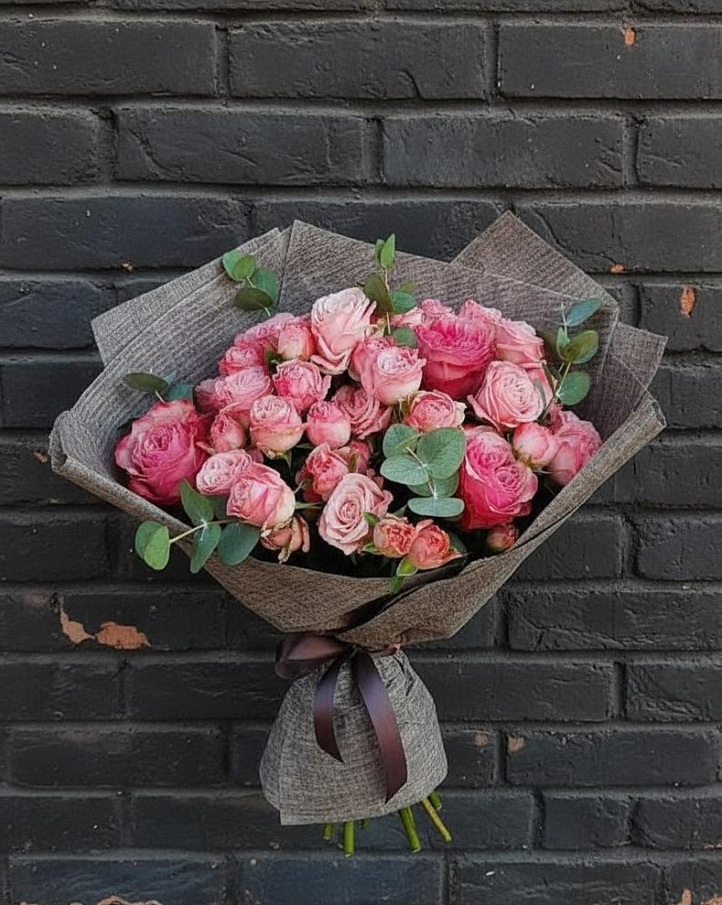 Букет цветов из: Розы в Дондуковском