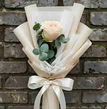 Букет цветов из:  Розы в Дондуковском