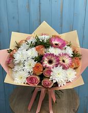 Букет цветов из:  Розы, Герберы и Хризантемы в Дондуковском