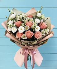 Букет цветов из:  Розы, Альстромерии и Лизиантусы в Дондуковском
