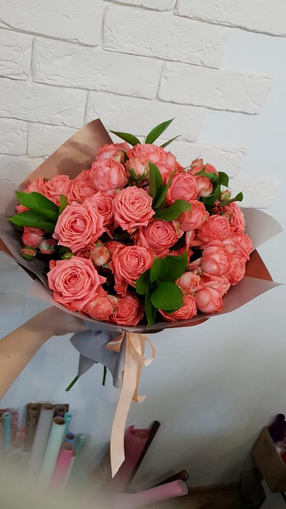 Букет цветов из: Розы в Дондуковском