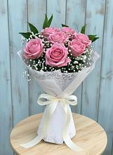 Букет цветов из:  Розы в Дондуковском