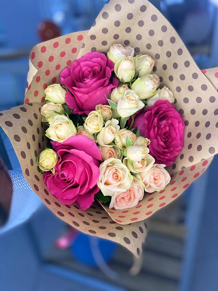 Букет цветов из: Розы в Дондуковском