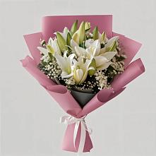 Букет цветов из:  Лилии в Дондуковском