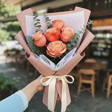 Букет цветов из:  Розы в Дондуковском