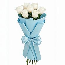 Букет 7 белых роз Проуд в Дондуковском