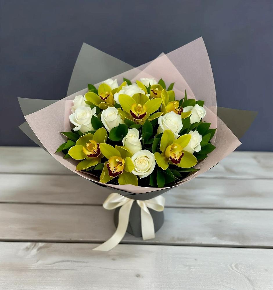 Букет цветов из: Орхидеи и Розы в Дондуковском