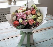 Букет цветов из:  Розы, Лизиантусы и Гвоздики в Дондуковском