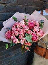 Букет цветов из:  Розы в Дондуковском