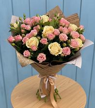 Букет цветов из:  Розы в Дондуковском