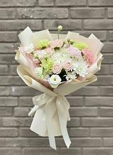 Букет цветов из:  Гвоздики, Розы, Лизиантусы и Хризантемы в Дондуковском