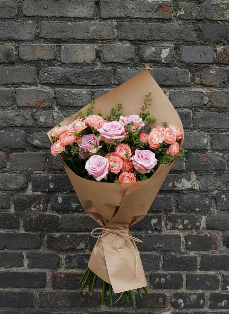 Букет цветов из: Розы в Дондуковском