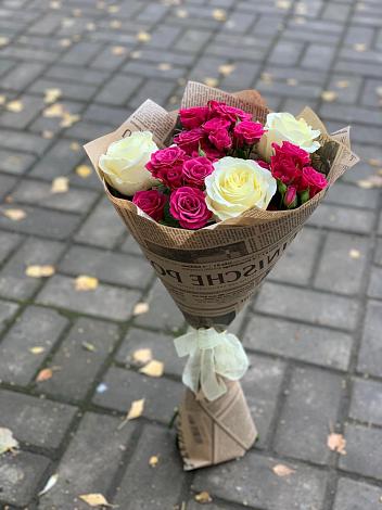 Букет цветов из: Розы в Дондуковском