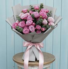 Букет цветов из:  Розы в Дондуковском